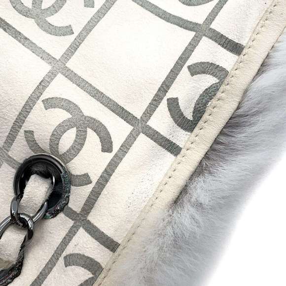 Chanel Chain Shoulder Bag Coco Mark Lapin Fur White - Picture 12 of 15